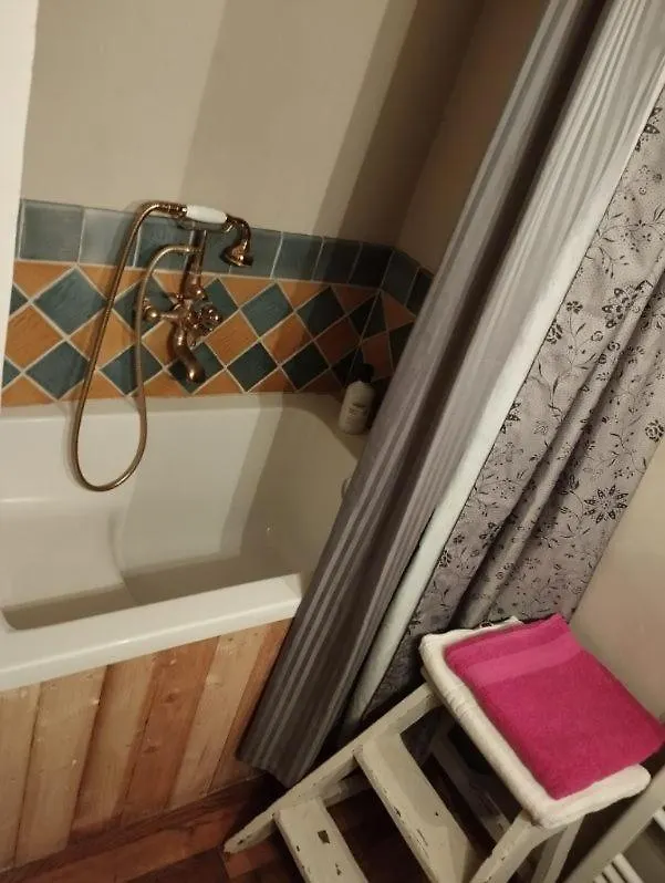 Suite Provencale Saignon 0*,  Frankreich